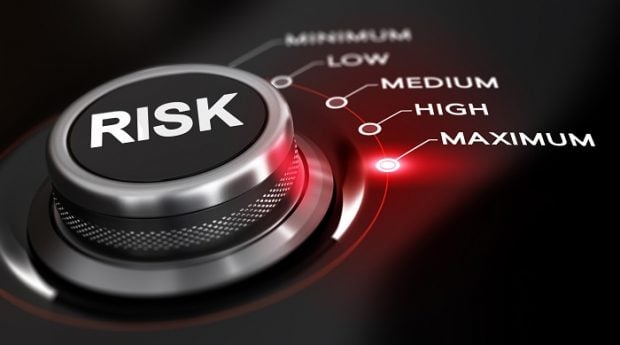 risk button