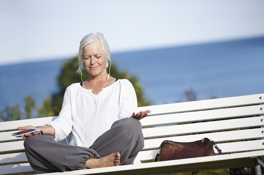 Meditation can help you mentally and physically. (Photo: Getty)