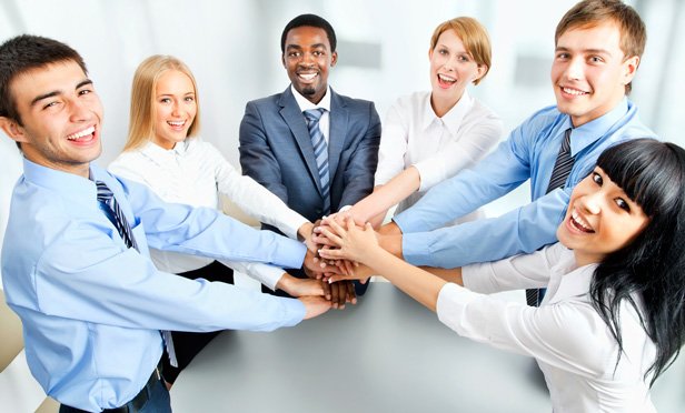 013_Business_Meeting_Team_Hands_MI