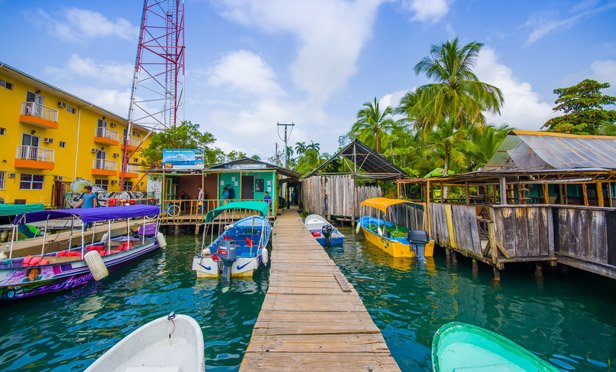 09_Bocas_del_Toro_Panama_Dock_MI