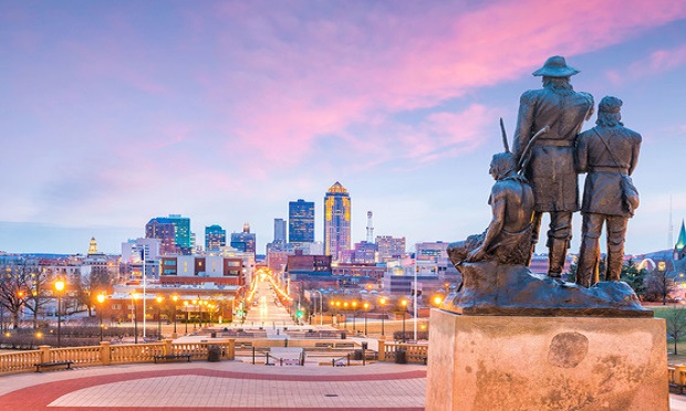 Des Moines