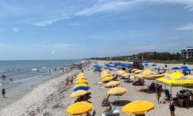 10_Cocoa Beach Florida_Shutterstock