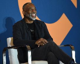 Reinventing a career: LeVar Burton offers lessons in adaptability