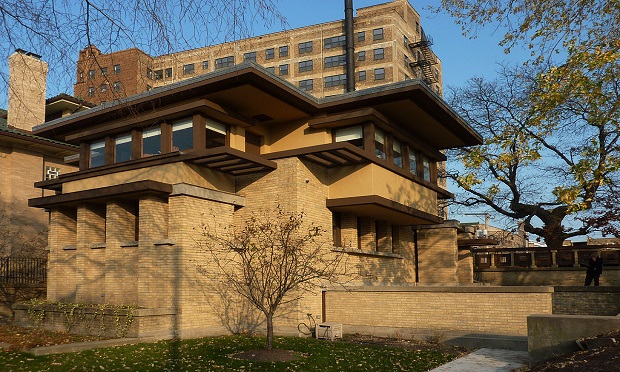 06_Bach_House_Rogers Park_Chicago_Wikipedia Commons