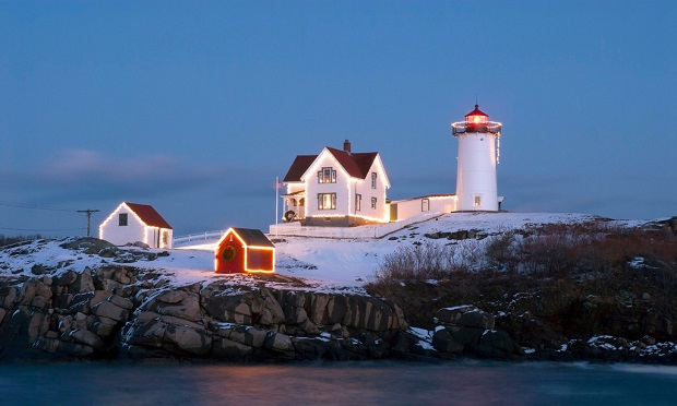 02_Maine Christmas_Adobe Stock