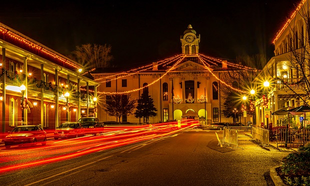 10_Mississippi Christmas_Adobe Stock