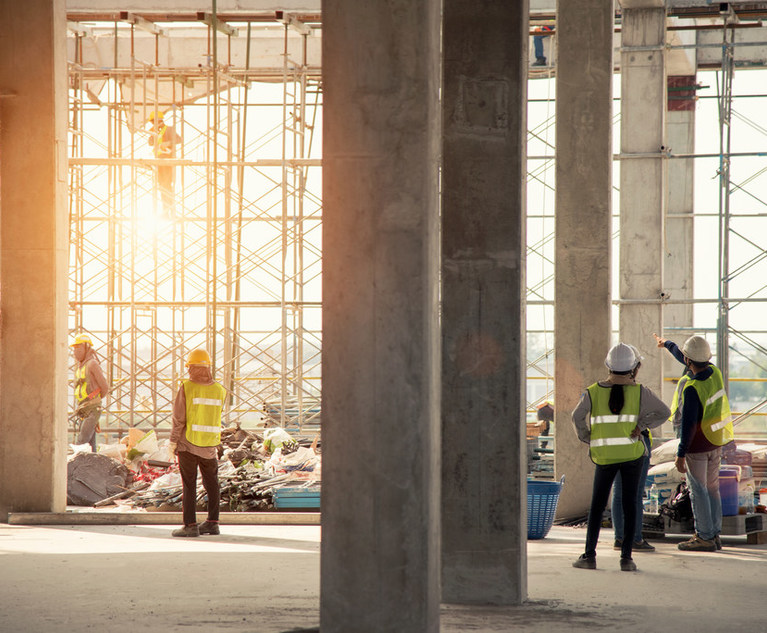 Group,Of,Construction,Engineer,Team,In,Standard,Safety,Uniform,Work