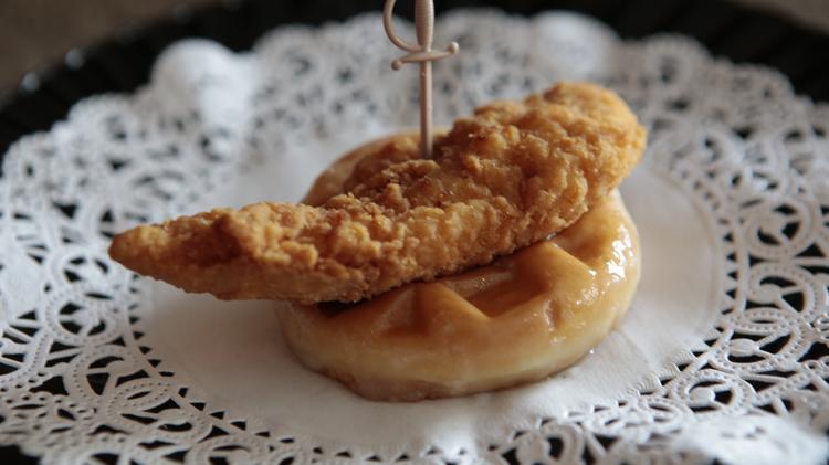chicken-and-waffles_750xx3648-2052-0-190